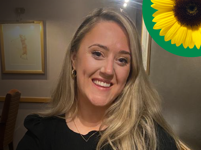 Photo of Simone Round