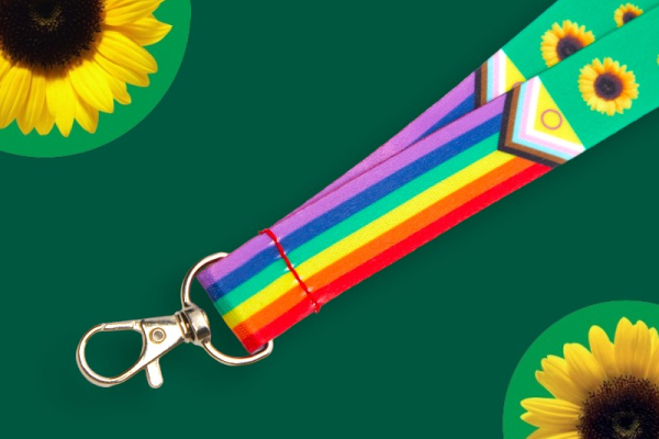 Członkowie Słonecznika wspierający Intersex-Inclusive Pride